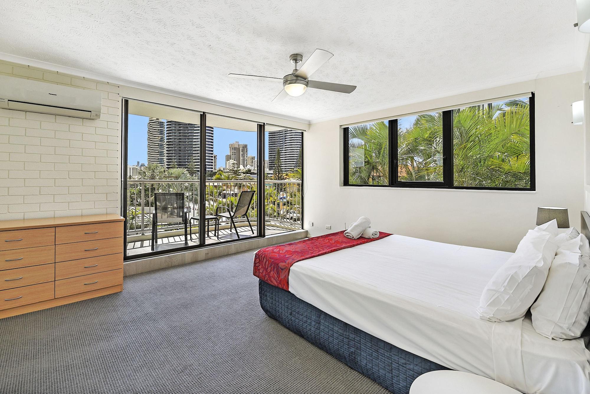 Broadbeach Travel Inn Apartments Gold Coast Exterior photo