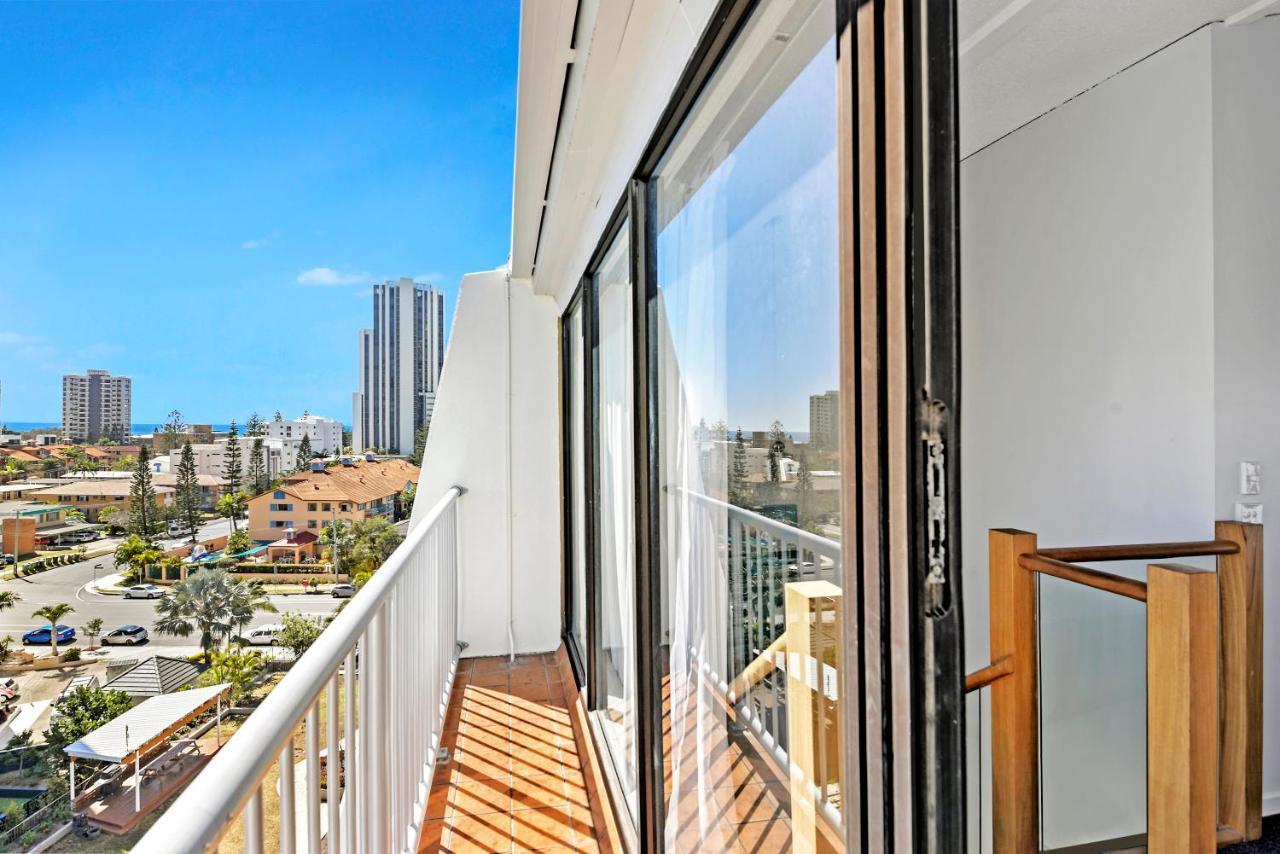 Broadbeach Travel Inn Apartments Gold Coast Exterior photo