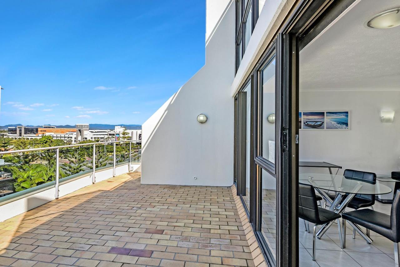Broadbeach Travel Inn Apartments Gold Coast Exterior photo